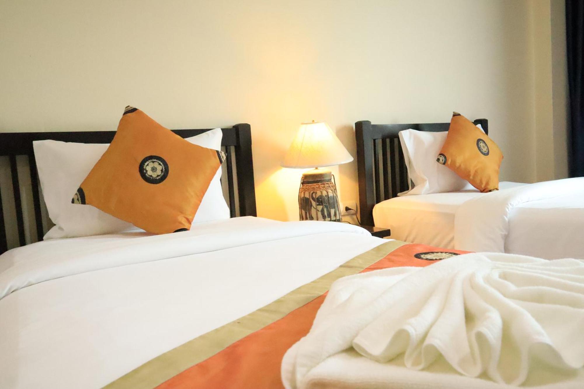 Harmony Patong Hotel ภายนอก รูปภาพ