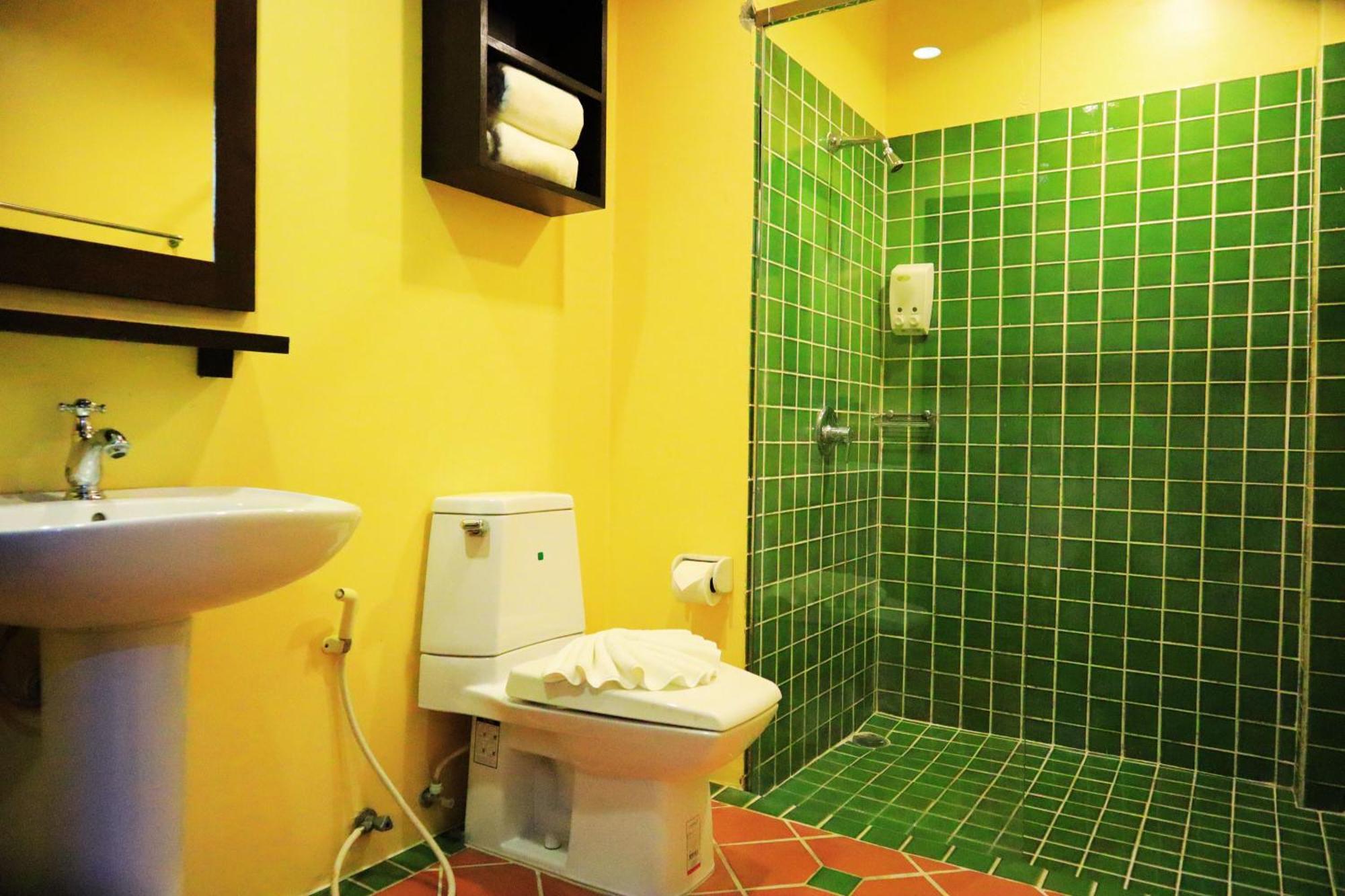 Harmony Patong Hotel ภายนอก รูปภาพ