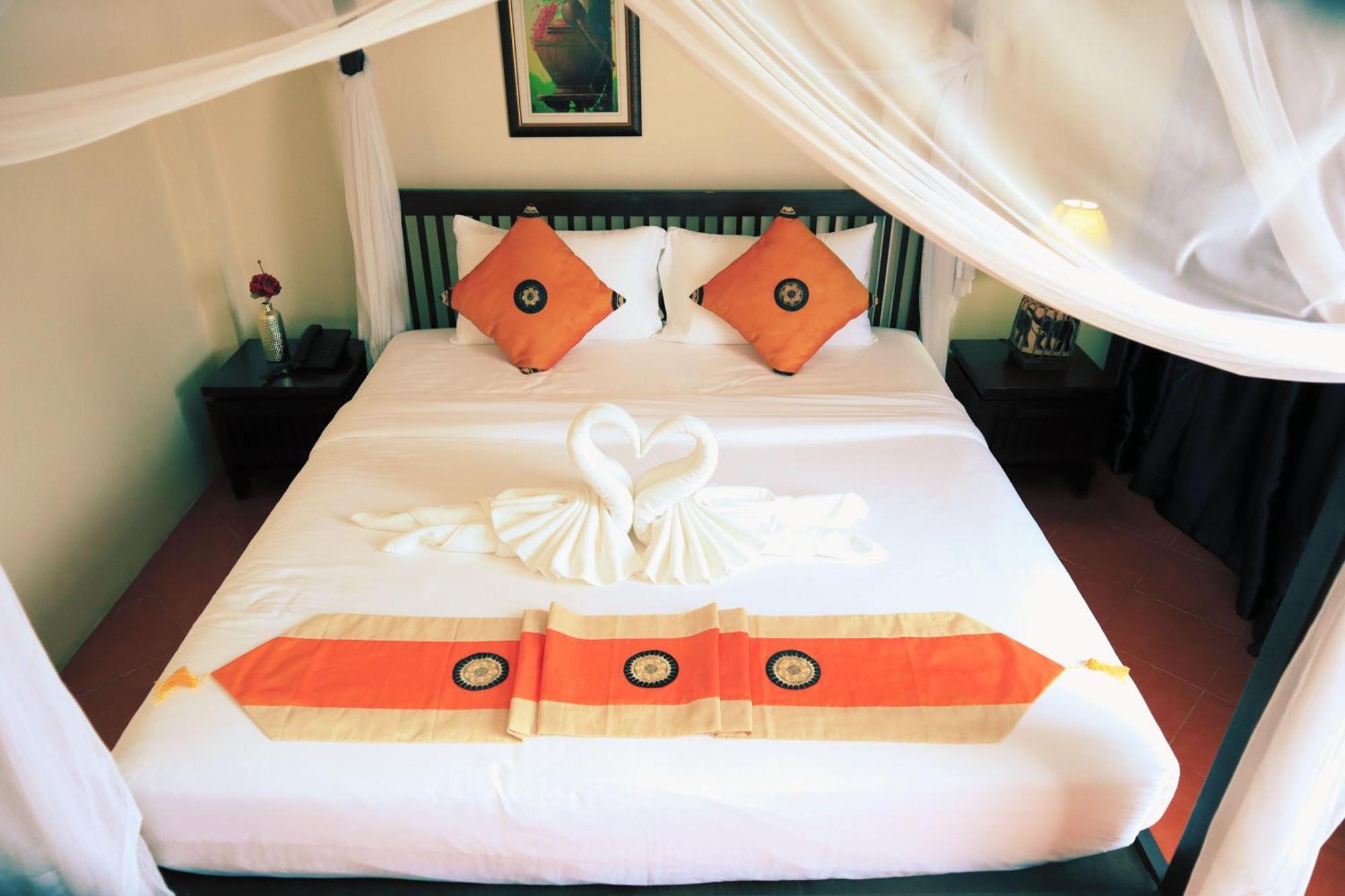 Harmony Patong Hotel ภายนอก รูปภาพ